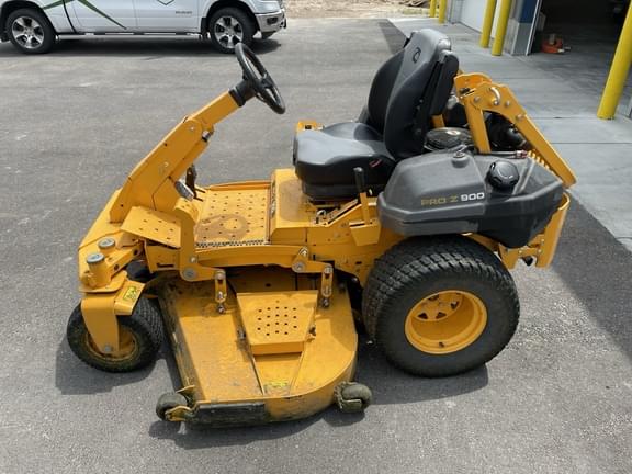 Image of Cub Cadet Pro Z972S equipment image 3