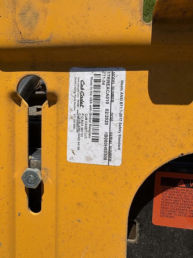 Image of Cub Cadet Ultima ZT1 equipment image 4