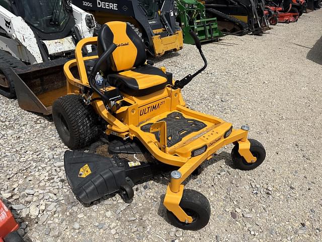 Image of Cub Cadet Ultima ZT1 equipment image 1