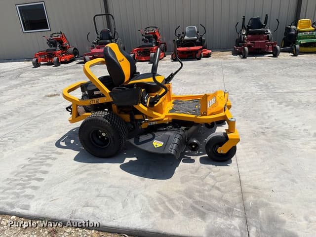 Image of Cub Cadet Ultima ZT1 equipment image 3