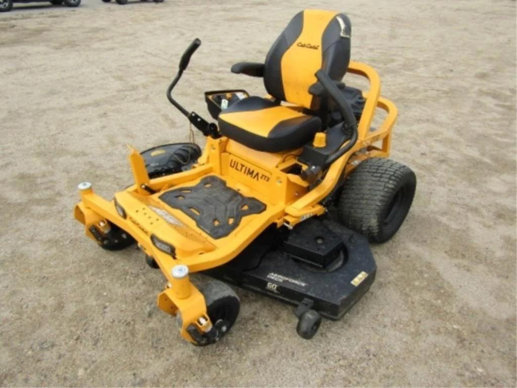 Image of Cub Cadet Ultima ZT3 Primary image
