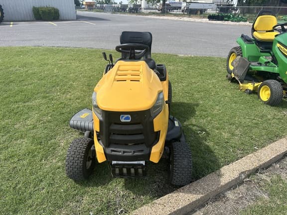 Image of Cub Cadet XT1 equipment image 4