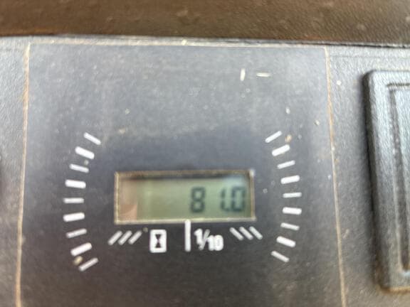 Image of Cub Cadet XT1 equipment image 4