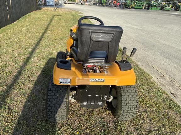 Image of Cub Cadet XT1 equipment image 3
