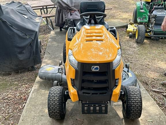 Image of Cub Cadet XT1 LT46 equipment image 1