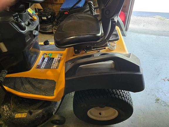 Image of Cub Cadet XT2 LX42 equipment image 1