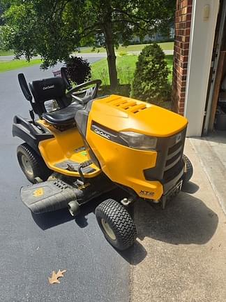 Image of Cub Cadet XT2 LX42 Primary image