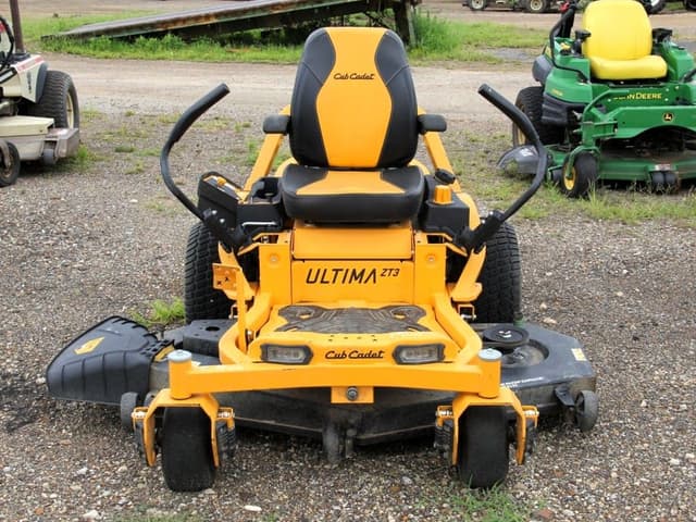 Image of Cub Cadet Ultima ZT3 equipment image 1