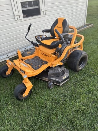 2020 Cub Cadet Ultima ZT2 Equipment Image0
