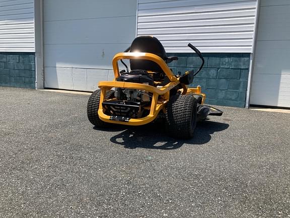 Image of Cub Cadet Ultima ZT2 equipment image 3
