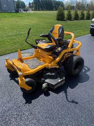 Image of Cub Cadet Ultima ZT2 equipment image 1
