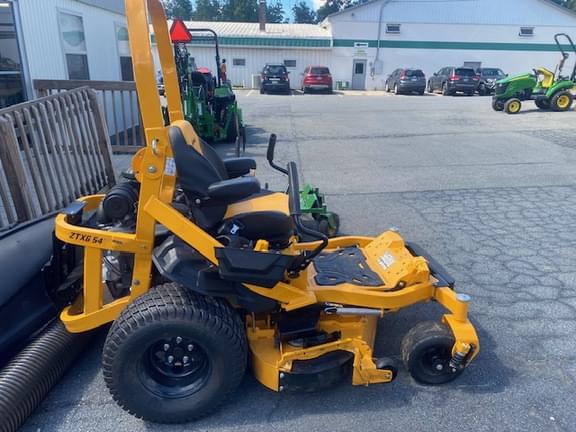 Image of Cub Cadet Ultima ZTX6 equipment image 3