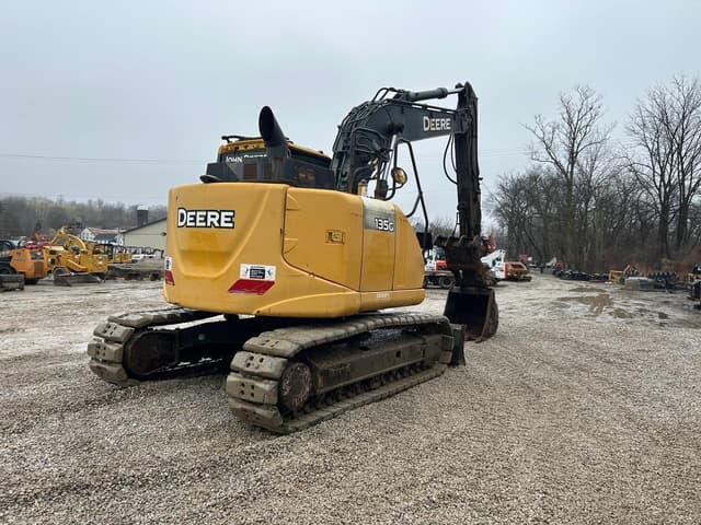 Image of John Deere 135G equipment image 3