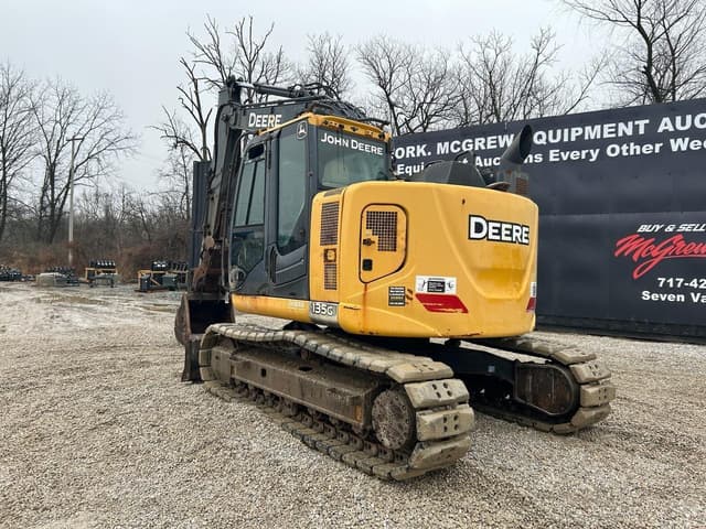 Image of John Deere 135G equipment image 1