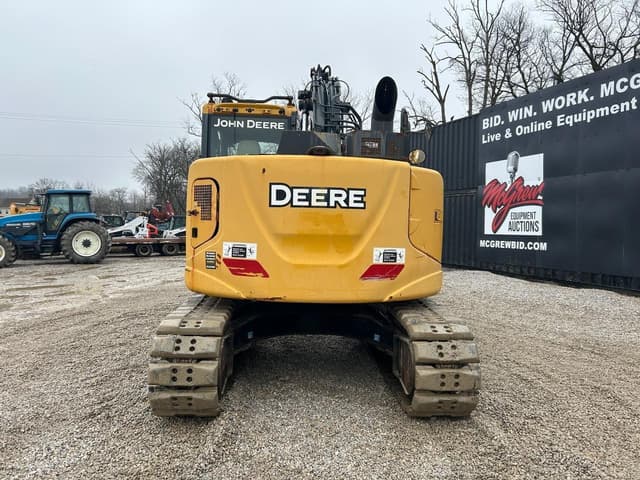 Image of John Deere 135G equipment image 2