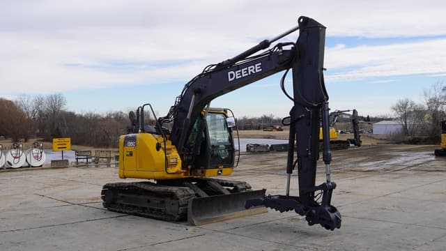 Image of John Deere 135G equipment image 4