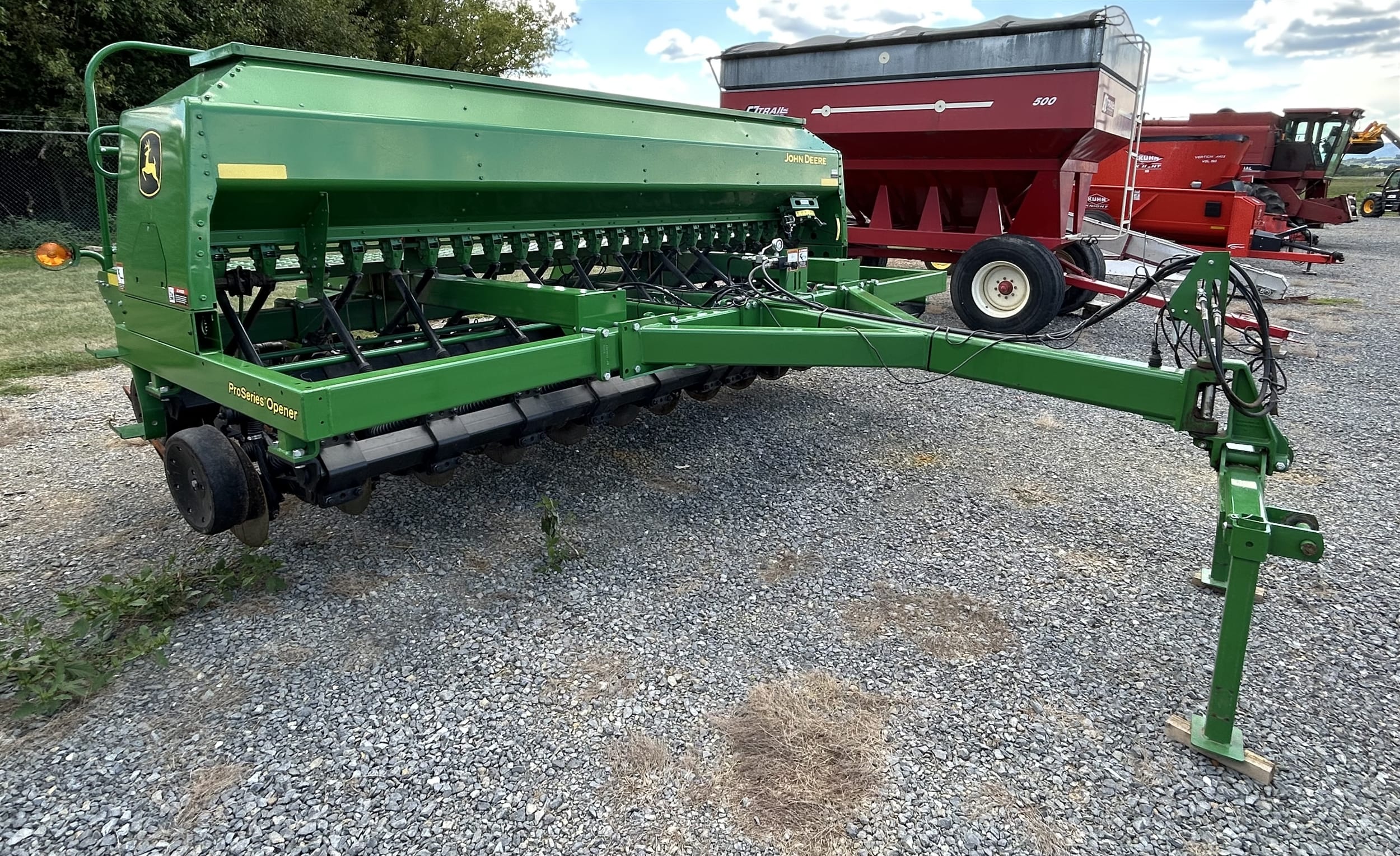 2020 John Deere 1590 Equipment Image0