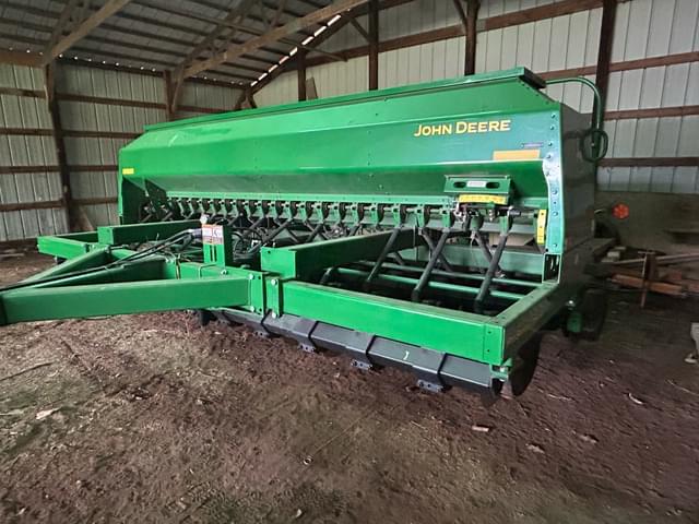 Image of John Deere 1590 equipment image 3