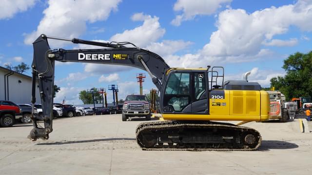 Image of John Deere 210G LC equipment image 2