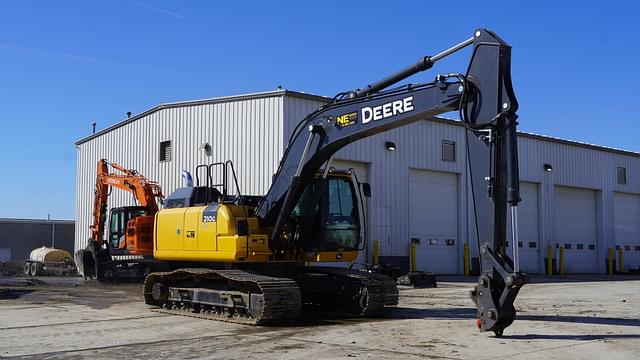 Image of John Deere 210G LC equipment image 3