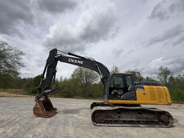 Image of John Deere 210G LC equipment image 1