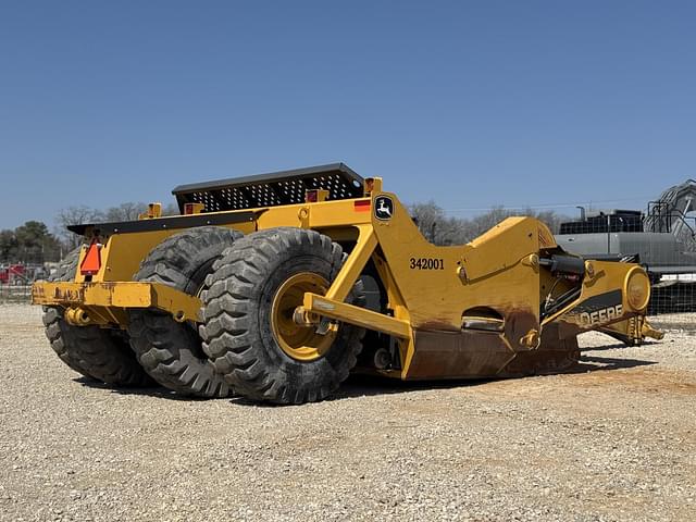 Image of John Deere 2412DE equipment image 1