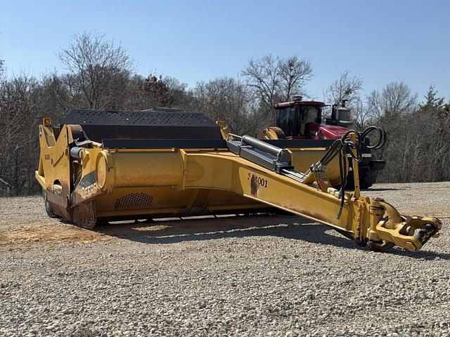 Image of John Deere 2412DE equipment image 3