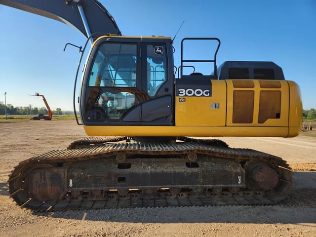 Image of John Deere 300G LC equipment image 3