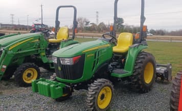 Main image John Deere 3032E