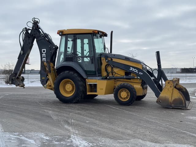 Image of John Deere 310L EP equipment image 4