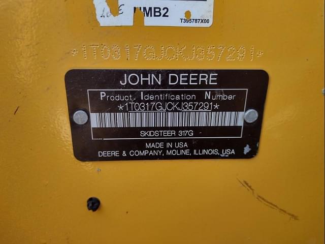 Image of John Deere 317G equipment image 4