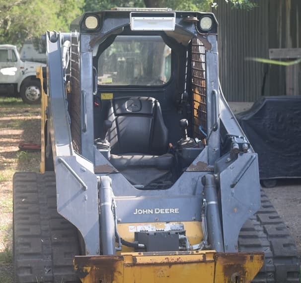 Image of John Deere 317G equipment image 3