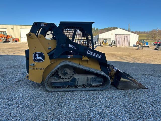 Image of John Deere 317G equipment image 4