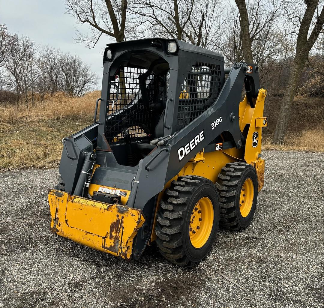 Image of John Deere 318G Primary image