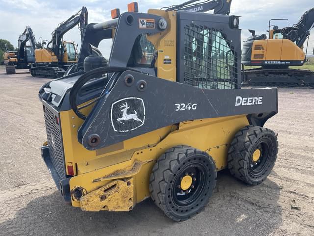 Image of John Deere 324G equipment image 3
