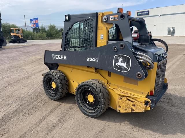 Image of John Deere 324G equipment image 2