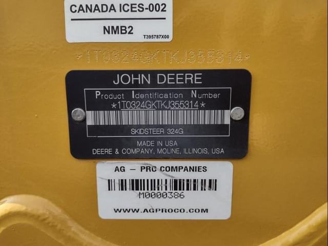Image of John Deere 324G equipment image 4