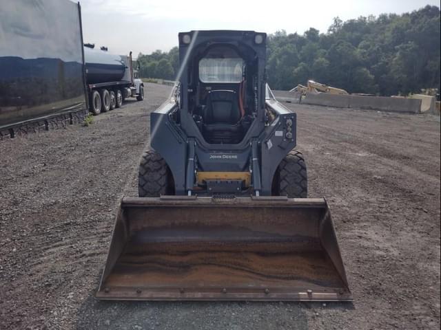 Image of John Deere 324G equipment image 1