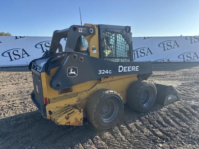 Image of John Deere 324G equipment image 4