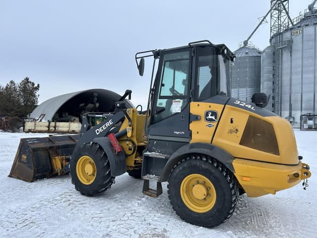 Image of John Deere 324L equipment image 2
