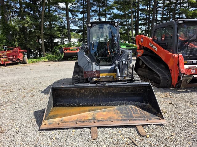 Image of John Deere 325G equipment image 1