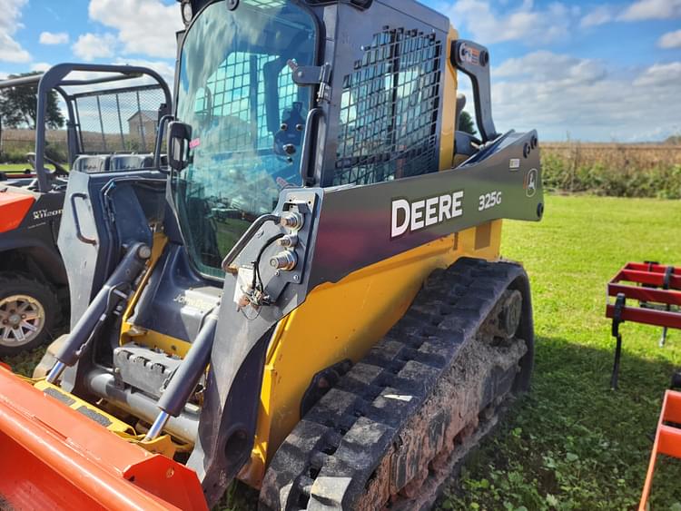 2020 John Deere 325G Equipment Image0