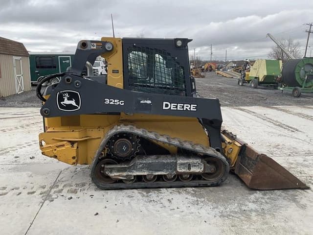 Image of John Deere 325G equipment image 4
