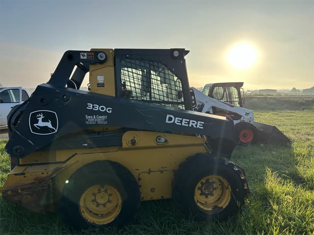 Image of John Deere 330G equipment image 3