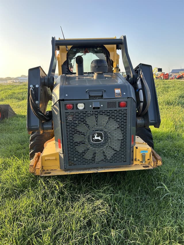 Image of John Deere 330G equipment image 2