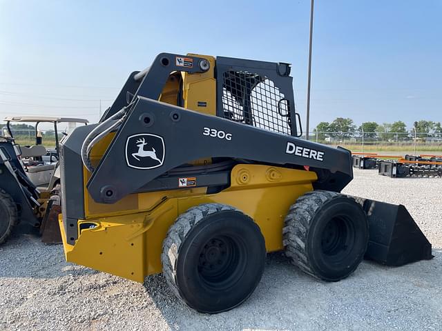 Image of John Deere 330G equipment image 4