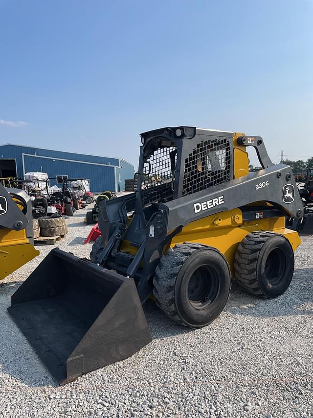 Image of John Deere 330G equipment image 1