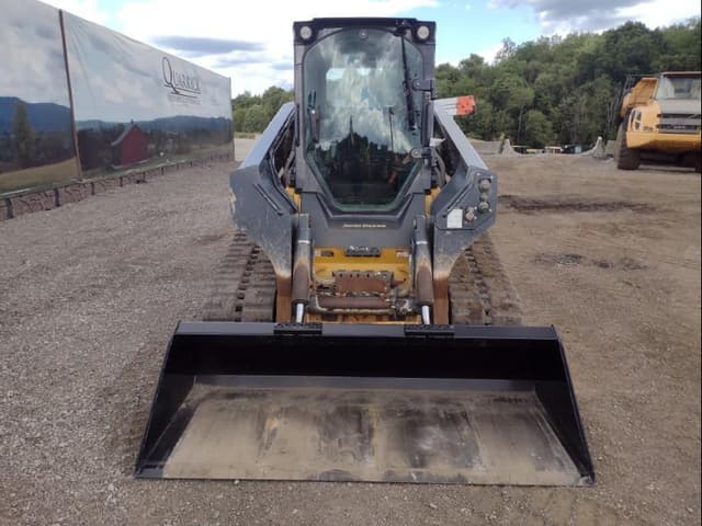 Image of John Deere 331G equipment image 1