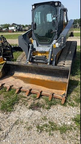 Image of John Deere 331G Primary image