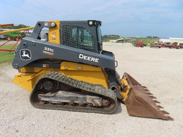 Image of John Deere 331G equipment image 4